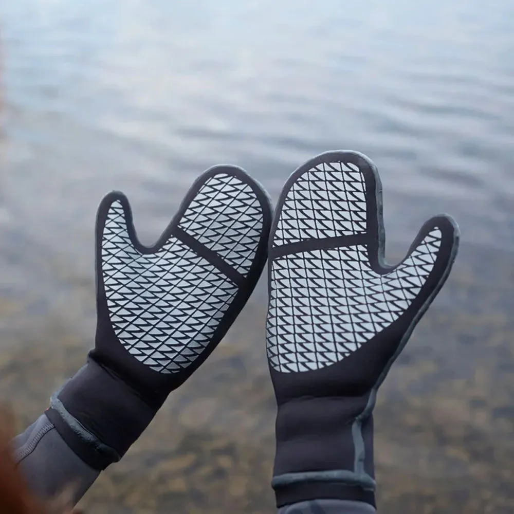 Zone 3 Heat-Tech Warmth Swim Mitts - Black